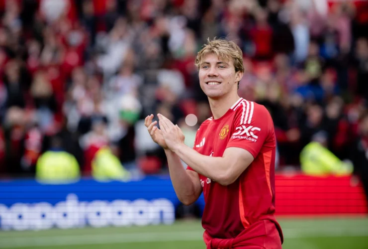 Manchester united verso l’accordo totale per la cessione di rasmus hojlund