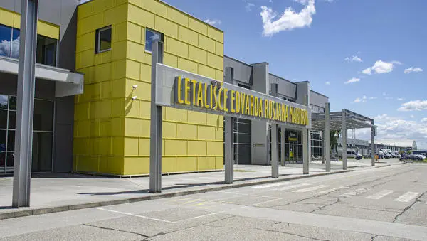 Letališče Maribor: ali lokalne oblasti vodijo razvoj brez državne podpore?