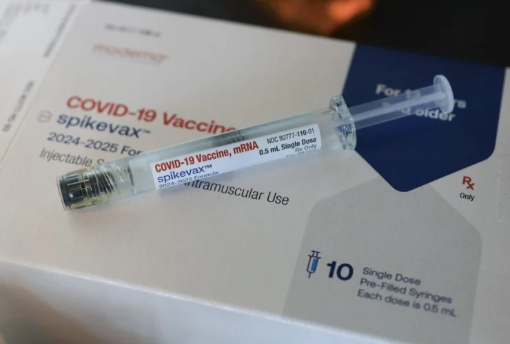Rischi e conseguenze di bloccare i finanziamenti ai vaccini mRNA
