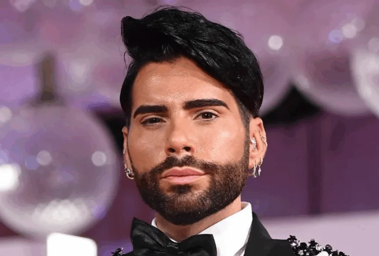 Il mistero del salone di Federico Fashion Style a Napoli: vuoto e solo manichini