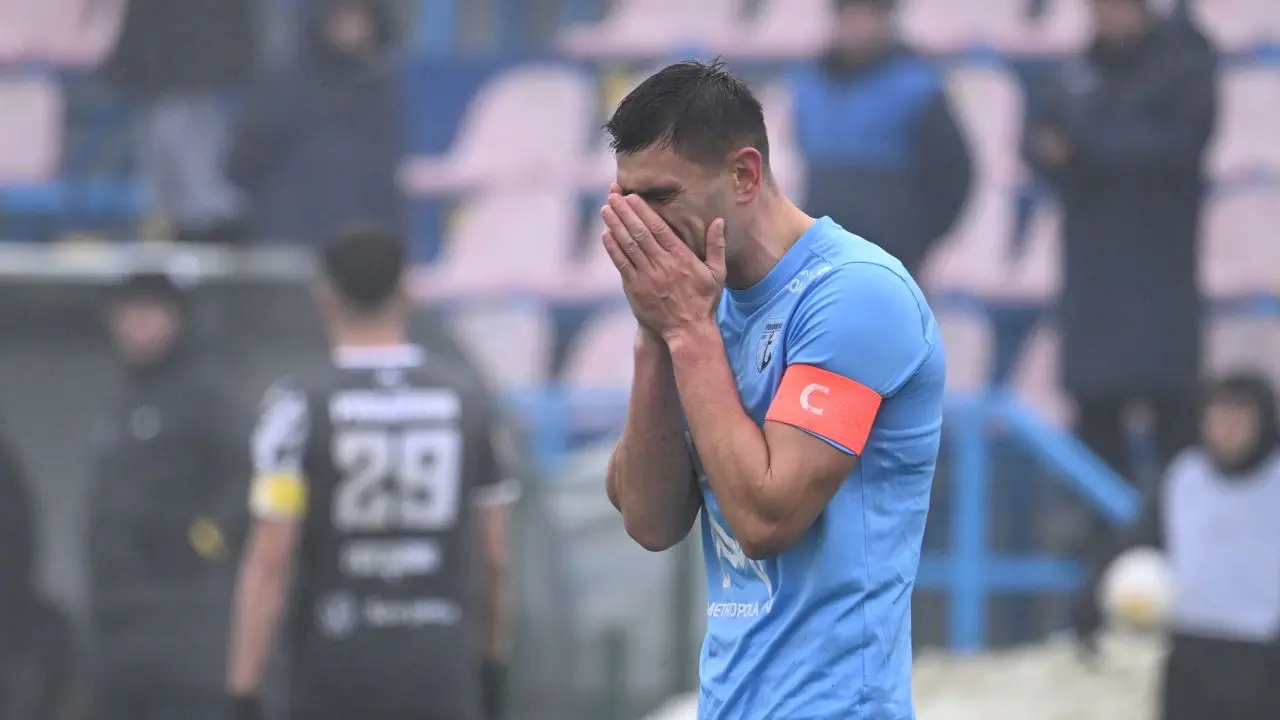La squadra si scioglie: retrocessione e addio dopo l’ultima piazza