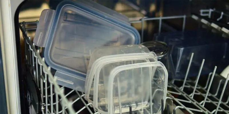 Come evitare che il Tupperware esca bagnato dalla lavastoviglie