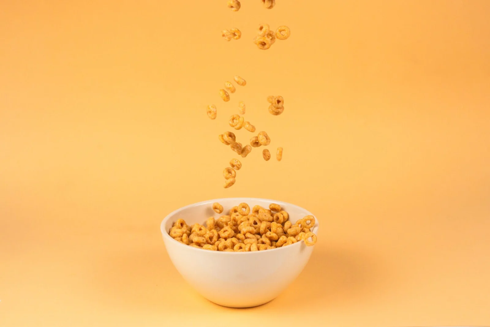 12 alimenti ricchi di fibre oltre frutta e verdura per la dieta