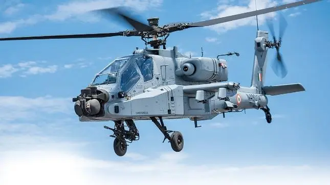 15 mesi dopo, ritardi Usa bloccano la consegna Apache all’esercito indiano