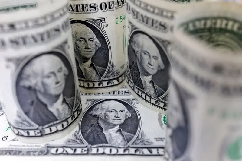 Dollar scivola mentre calano tensioni commerciali e attese Fed