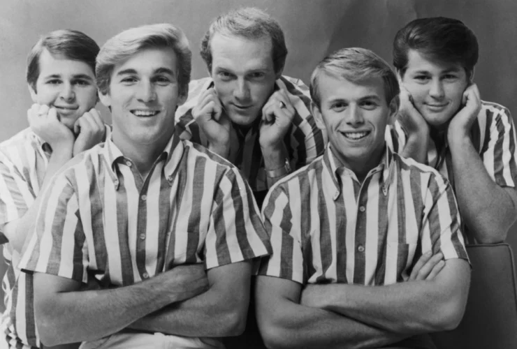 Mike Love rende omaggio a Brian Wilson all’ingresso nella Hall of Fame