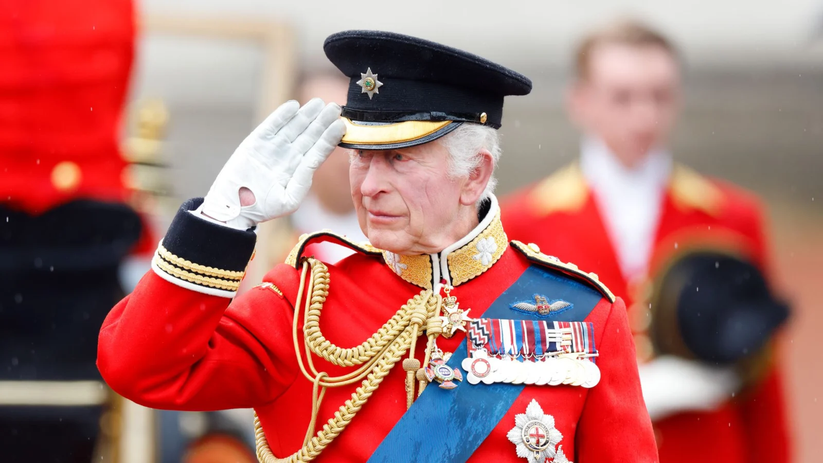 Royal family, conto alla rovescia per la parata del re