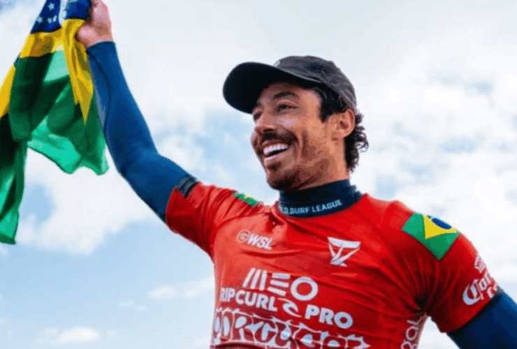 Yago Dora conquista a etapa de Trestles e assume a vice-liderança na liga mundial de surfe