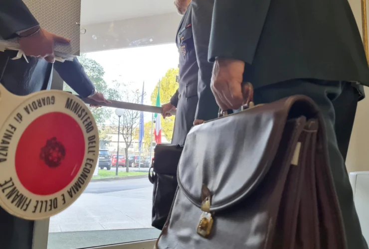 Sindaci sotto inchiesta in tutta Italia: le cause degli avvisi di garanzia