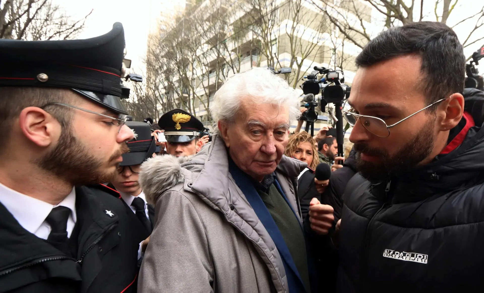 Garlasco: la sfida al dna per riaccendere il caso Sempio e fruttolo
