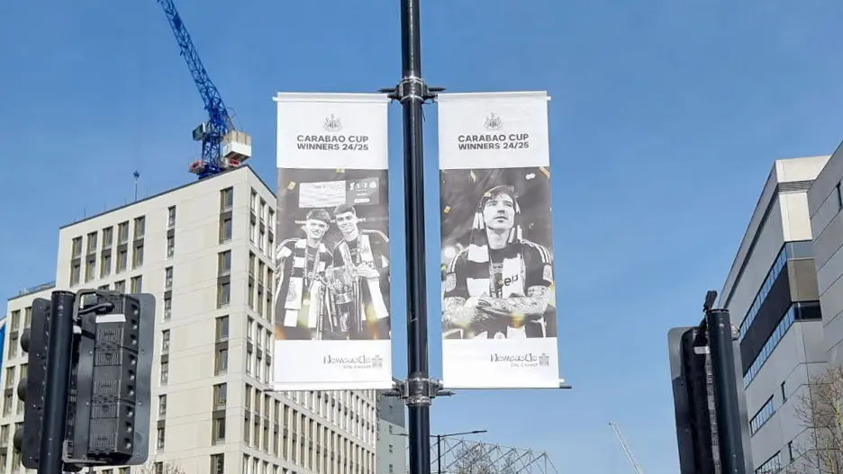 Il giovane talento del Newcastle United rinnova fino al 2027