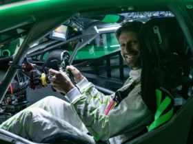 Romain Grosjean debutta come pilota ufficiale Lamborghini nella factory