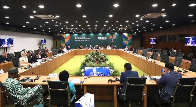 Rafforzare la collaborazione con i paesi brics per migliorare la salute globale, afferma il direttore della PAHO