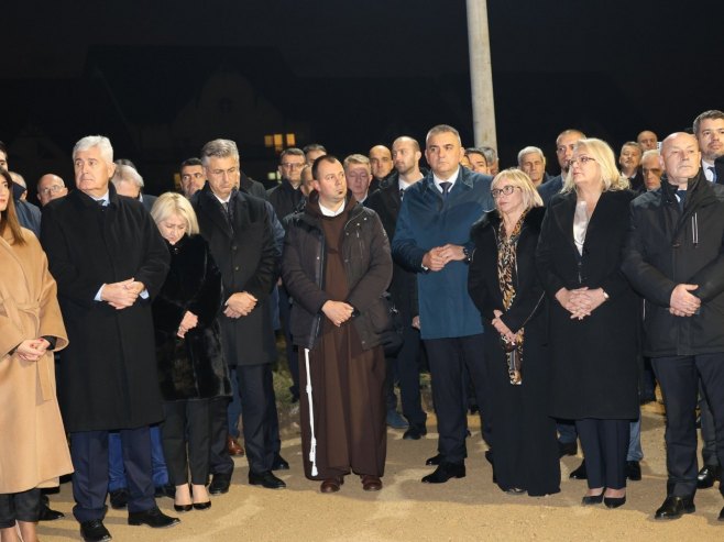 Plenković položio kamen temeljac za studentsko-kulturni centar
