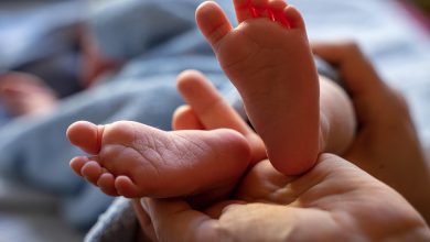Kompanija Danon povlači određene serije formule za bebe