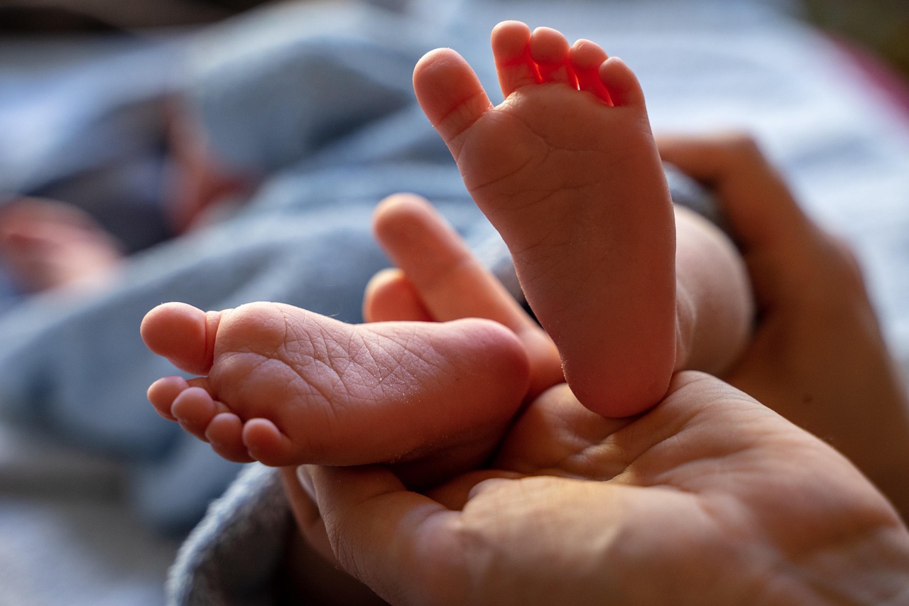 Kompanija Danon povlači određene serije formule za bebe