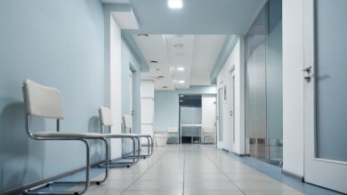 Preminulo dvogodišnje dijete pogođeno zalutalim metkom u Skoplju