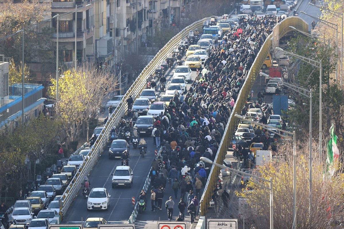 Haos u Iranu: Protesti se šire, sve više mrtvih