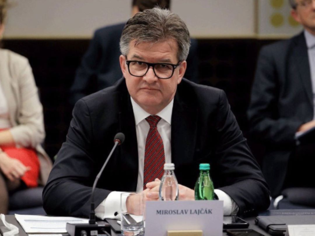 Lajčak podnio ostavku nakon što je nađen u prepisci sa Epstajnom