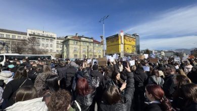 Veliki broj građana na protestu u Sarajevu