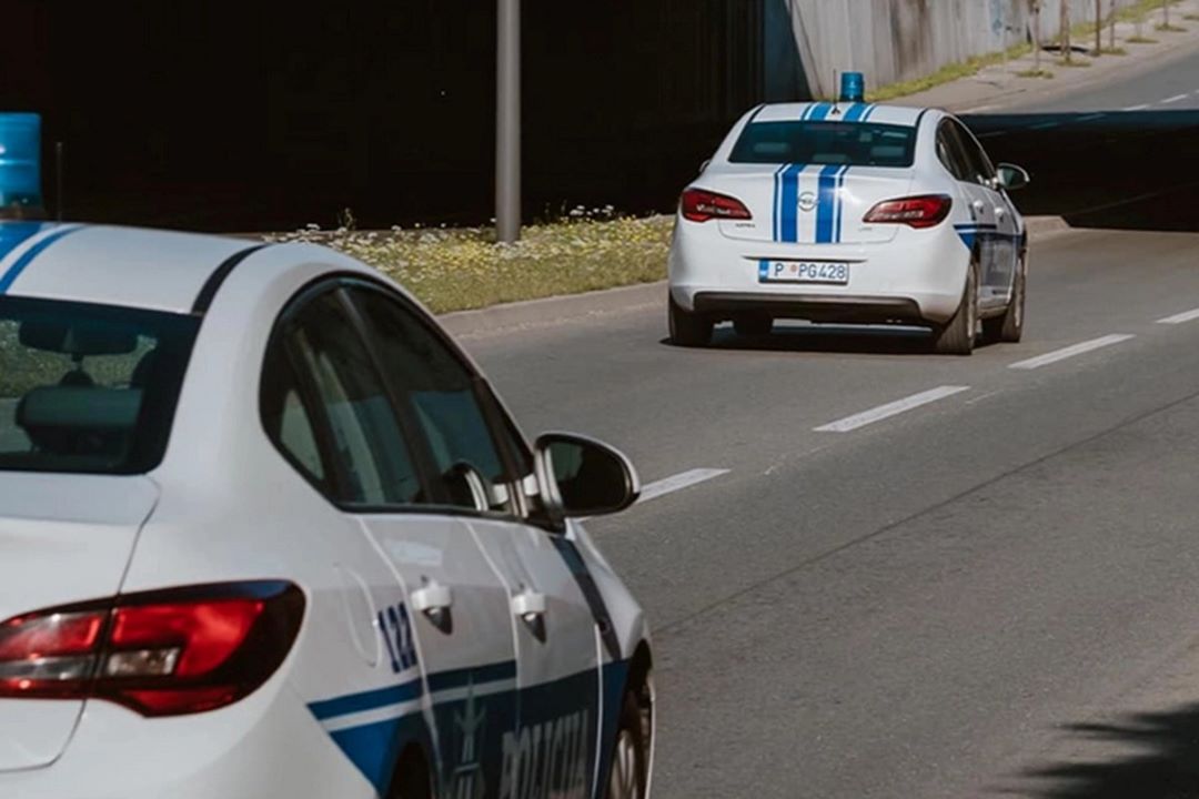 Sudar u Podgorici: Poginuo putnik u taksiju