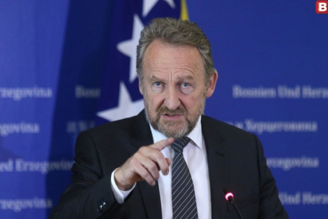 Izetbegović se razotkrio – uzda se u Deklaraciju EPP-a, potpisnici osim njega i SDS i PDP
