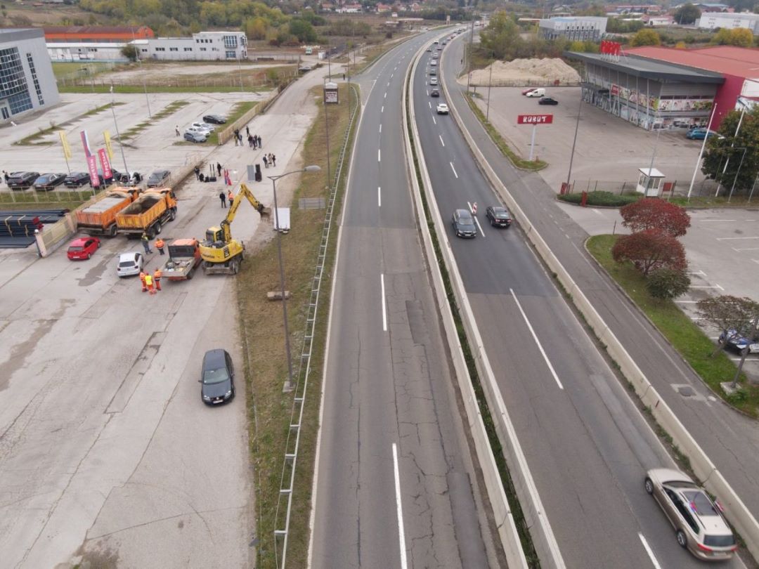 Vlada garantuje za kredit “Puteva” od 90 miliona