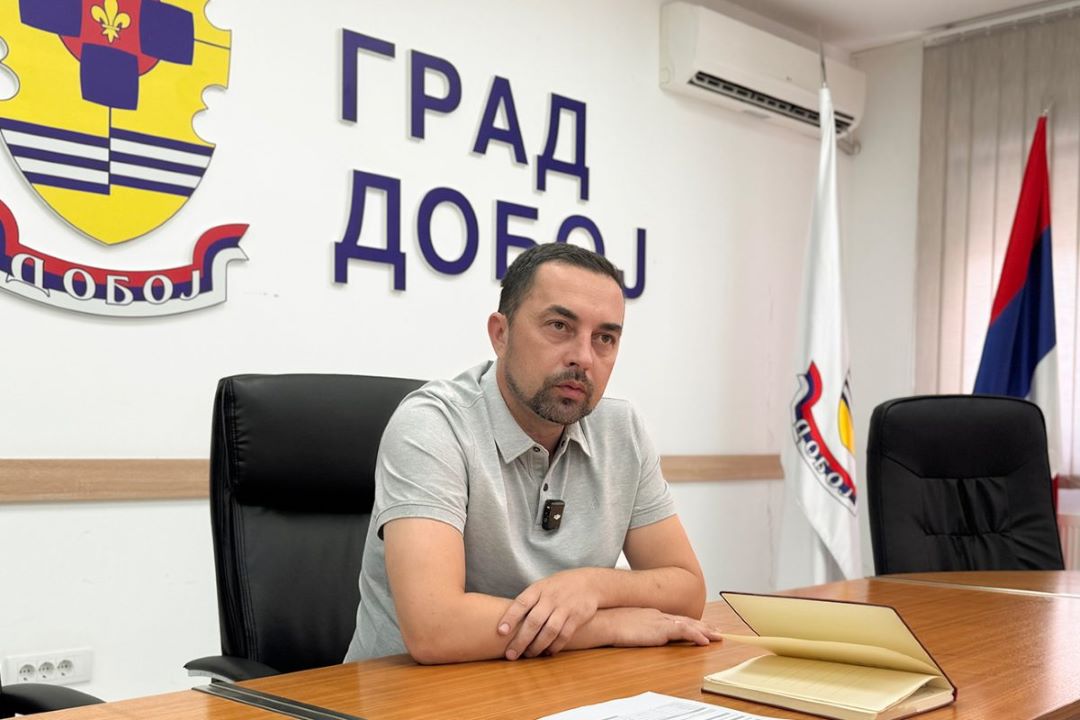 Gradonačelnik Doboja Boris Jerinić preprodaje, iznajmljuje i ne prijavljuje nekretnine
