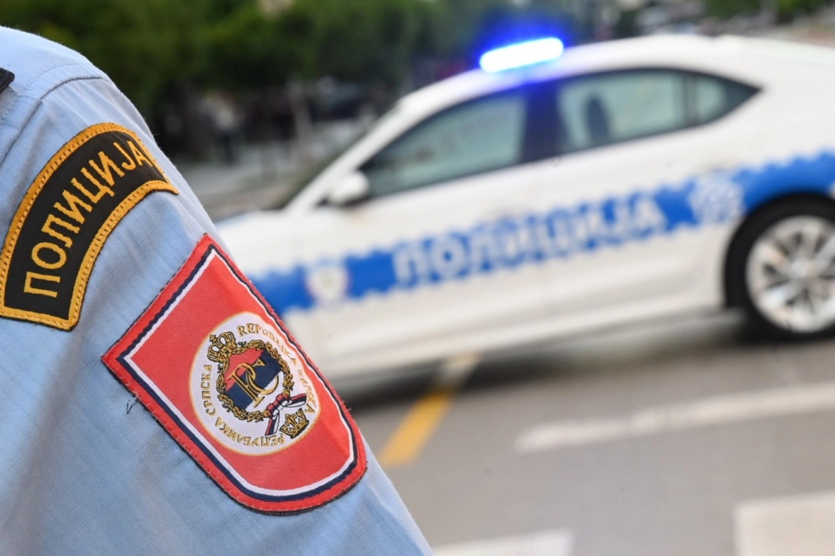 Motociklista iz Srbije povrijeđen u udesu kod Ribnika
