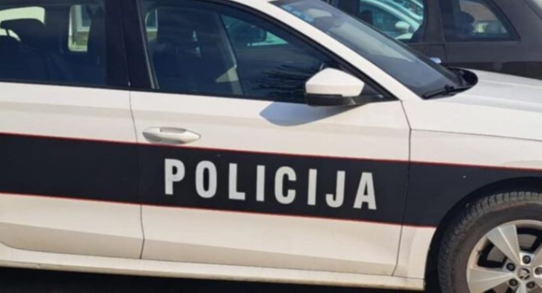 Užas u Hrasnici: Muškarac ubio majku i brata