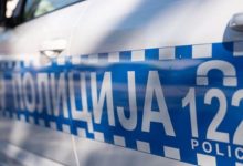 Vozio moped u kontra smjeru, pa odbio da stane policiji