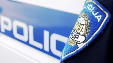 Zapalila se klima u stanu, dvoje povrijeđenih