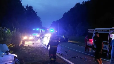 Težak udes kod Banjaluke: Auto u kanalu, Hitna na terenu