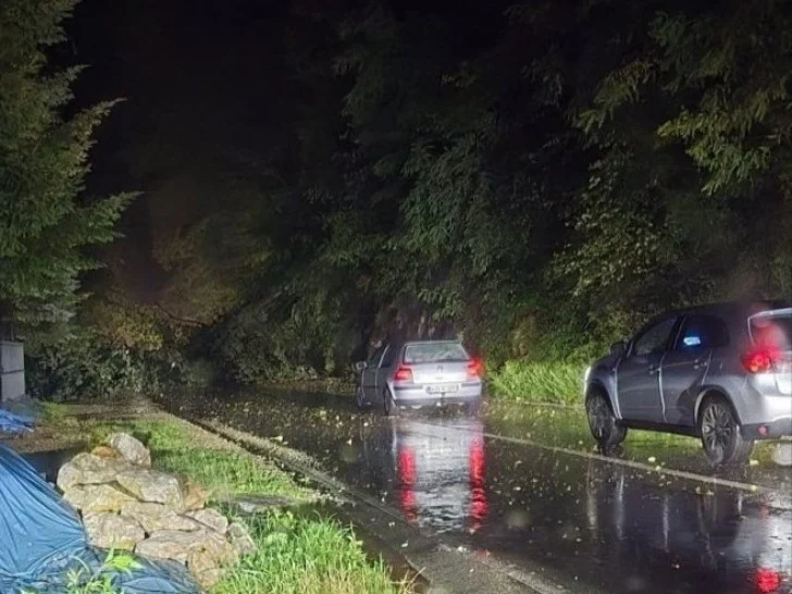 Jako nevrijeme u Zvorniku ostavilo građane bez struje