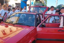 Podvig iz BiH za Ginisov rekord: U "Golf dvojku" stalo 20 ljudi