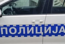 Hapšenje u Gacku zbog nasilničkog ponašanja: Audijem uletio u krug preduzeća