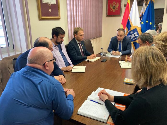 Sastanak predstavnika lokalne uprave i Instituta 2, februar 2023