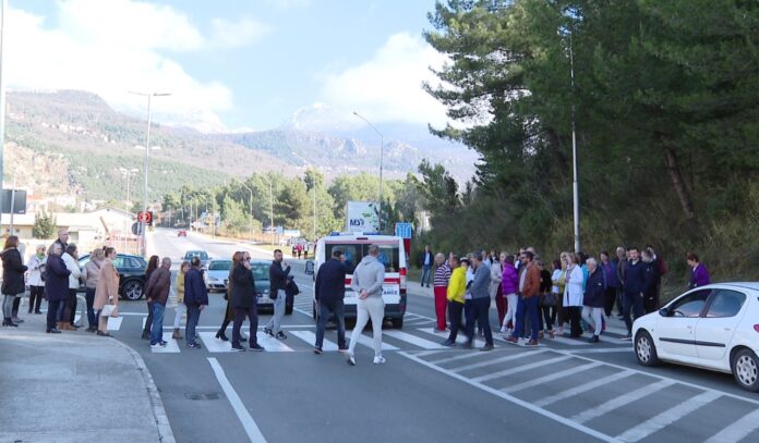 protest radnici Institut 16 02