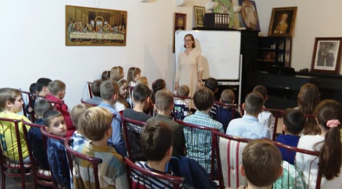 djeca iz skole vjeronauke