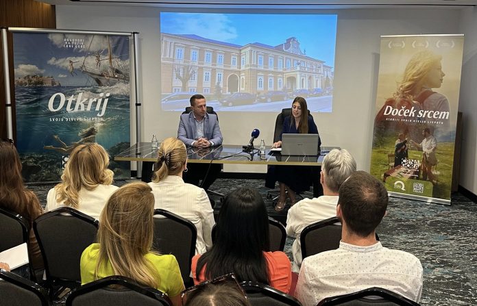 Konferencija-NS
